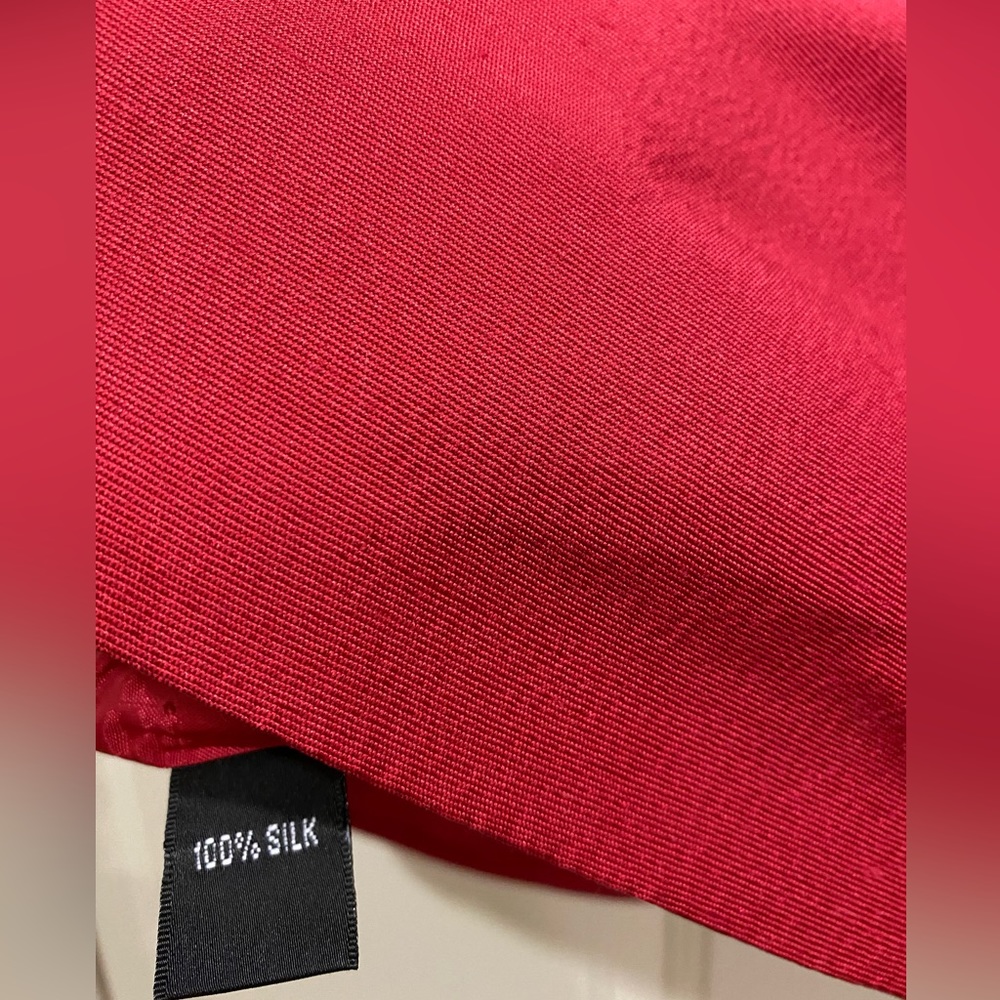 Linda Allard for Ellen Tracy striking red silk tank top - Picture 12 of 15